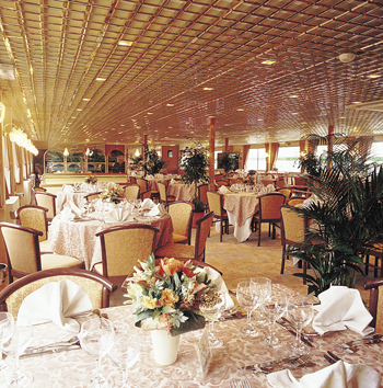 Sala da pranzo M/nave per la crociera fluviale